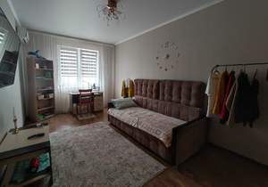 2-к квартира, вторичка, 65м2, 4/9 этаж