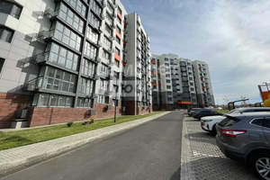 2-к квартира, вторичка, 54м2, 1/9 этаж
