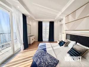 2-к квартира, вторичка, 107м2, 3/7 этаж