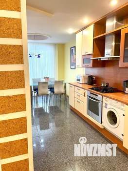 2-к квартира, вторичка, 96м2, 3/8 этаж