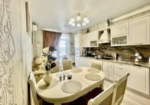 3-к квартира, вторичка, 88м2, 7/18 этаж