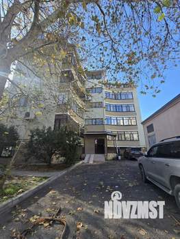 2-к квартира, вторичка, 80м2, 3/5 этаж