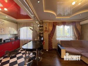 2-к квартира, вторичка, 54м2, 1/9 этаж