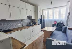 2-к квартира, вторичка, 63м2, 7/13 этаж