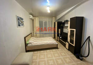 1-к квартира, вторичка, 37м2, 4/4 этаж