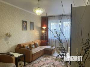 2-к квартира, вторичка, 61м2, 1/7 этаж