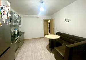 2-к квартира, вторичка, 73м2, 1/16 этаж