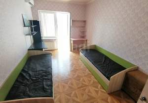 2-к квартира, вторичка, 70м2, 2/3 этаж