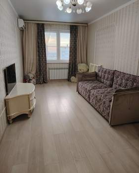 2-к квартира, вторичка, 72м2, 9/9 этаж