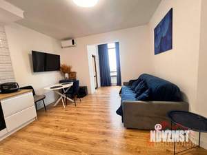 2-к квартира, вторичка, 91м2, 8/17 этаж