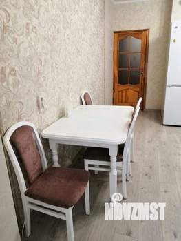 2-к квартира, вторичка, 90м2, 1/8 этаж