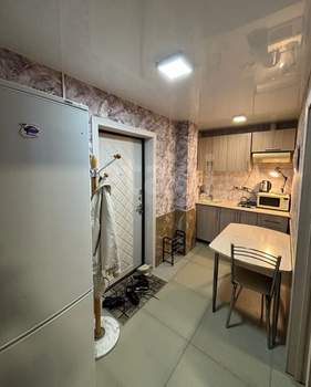 2-к квартира, вторичка, 32м2, 1/3 этаж