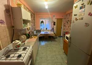 2-к квартира, вторичка, 58м2, 2/3 этаж