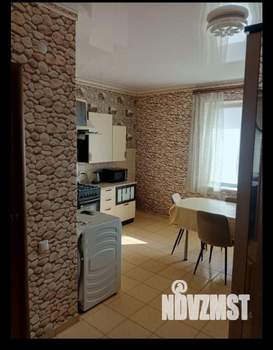 2-к квартира, вторичка, 80м2, 1/2 этаж