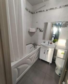 1-к квартира, вторичка, 46м2, 3/18 этаж