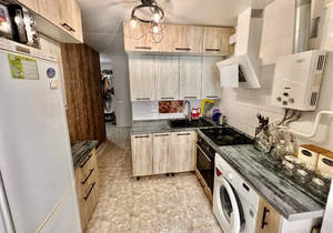 4-к квартира, вторичка, 80м2, 2/5 этаж