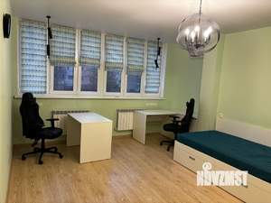 3-к квартира, вторичка, 130м2, 1/10 этаж