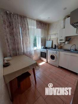 3-к квартира, вторичка, 63м2, 5/5 этаж