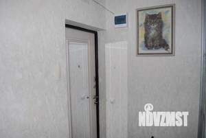 2-к квартира, вторичка, 63м2, 9/16 этаж