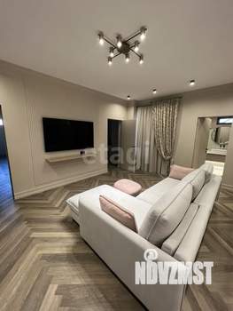 4-к квартира, вторичка, 95м2, 1/3 этаж