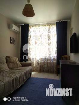 2-к квартира, вторичка, 52м2, 1/4 этаж