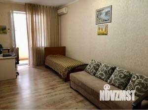 2-к квартира, вторичка, 63м2, 1/3 этаж