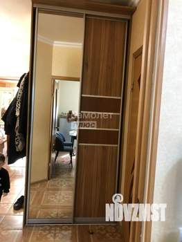 2-к квартира, вторичка, 53м2, 1/4 этаж