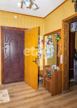 2-к квартира, вторичка, 55м2, 1/9 этаж