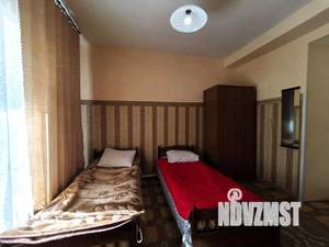 4-к квартира, вторичка, 74м2, 1/2 этаж