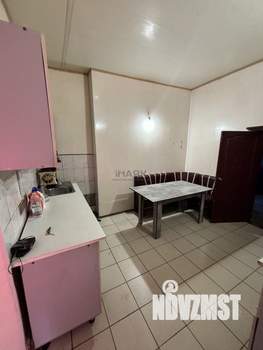 4-к квартира, вторичка, 90м2, 1/1 этаж