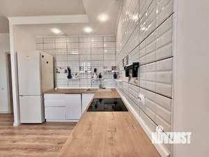 2-к квартира, вторичка, 91м2, 8/17 этаж