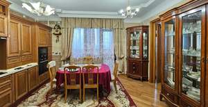 4-к квартира, вторичка, 154м2, 3/7 этаж