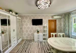 2-к квартира, вторичка, 36м2, 1/5 этаж