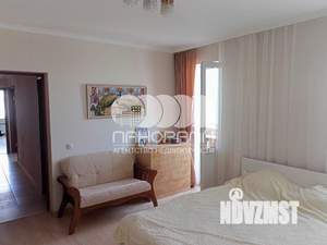 2-к квартира, вторичка, 65м2, 8/9 этаж