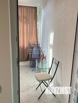 Студия квартира, вторичка, 33м2, 3/3 этаж