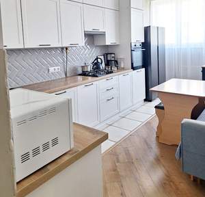 2-к квартира, вторичка, 70м2, 7/13 этаж