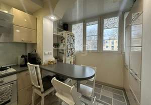 3-к квартира, вторичка, 74м2, 4/5 этаж