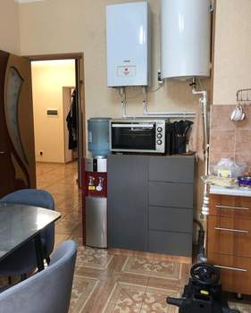 2-к квартира, вторичка, 56м2, 1/4 этаж