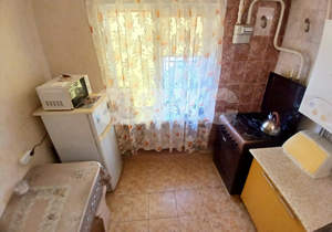 3-к квартира, вторичка, 56м2, 1/2 этаж