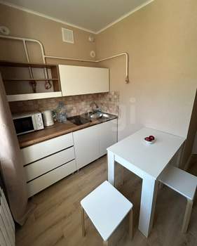 2-к квартира, вторичка, 42м2, 2/2 этаж