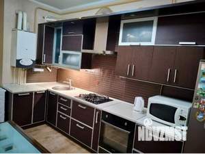 2-к квартира, вторичка, 63м2, 1/3 этаж