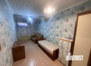 4-к квартира, вторичка, 90м2, 1/4 этаж
