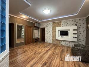 2-к квартира, вторичка, 61м2, 1/3 этаж