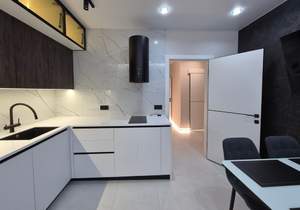 2-к квартира, вторичка, 56м2, 9/9 этаж