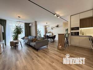 4-к квартира, вторичка, 130м2, 6/18 этаж
