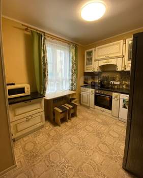 1-к квартира, вторичка, 50м2, 1/5 этаж