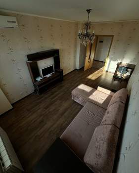 1-к квартира, вторичка, 42м2, 5/10 этаж