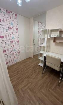 4-к квартира, вторичка, 76м2, 12/17 этаж