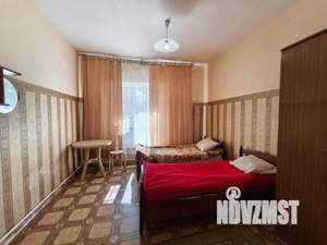 4-к квартира, вторичка, 74м2, 1/2 этаж