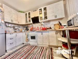 2-к квартира, вторичка, 61м2, 9/16 этаж